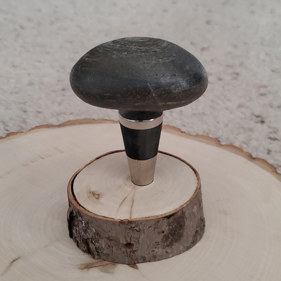 Sea Stones Unique Stone Bottle Stopper 2003 - Picture 1 of 4